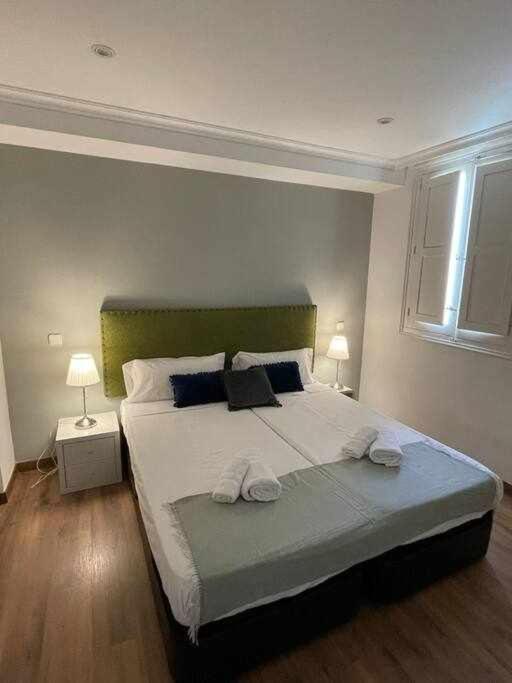 Apartamento IV Alcalaretiro Ideal Parejas 马德里 外观 照片