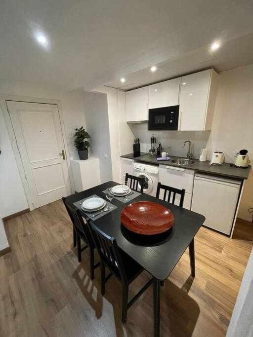 Apartamento IV Alcalaretiro Ideal Parejas 马德里 外观 照片