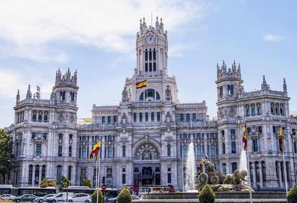 Apartamento IV Alcalaretiro Ideal Parejas 马德里 外观 照片
