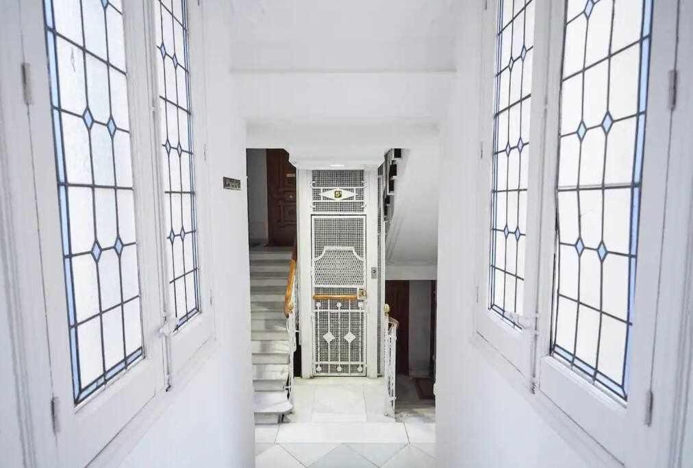 Apartamento IV Alcalaretiro Ideal Parejas 马德里 外观 照片